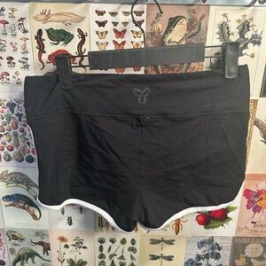 TNA size large, booty shorts. Super cute, good condition!